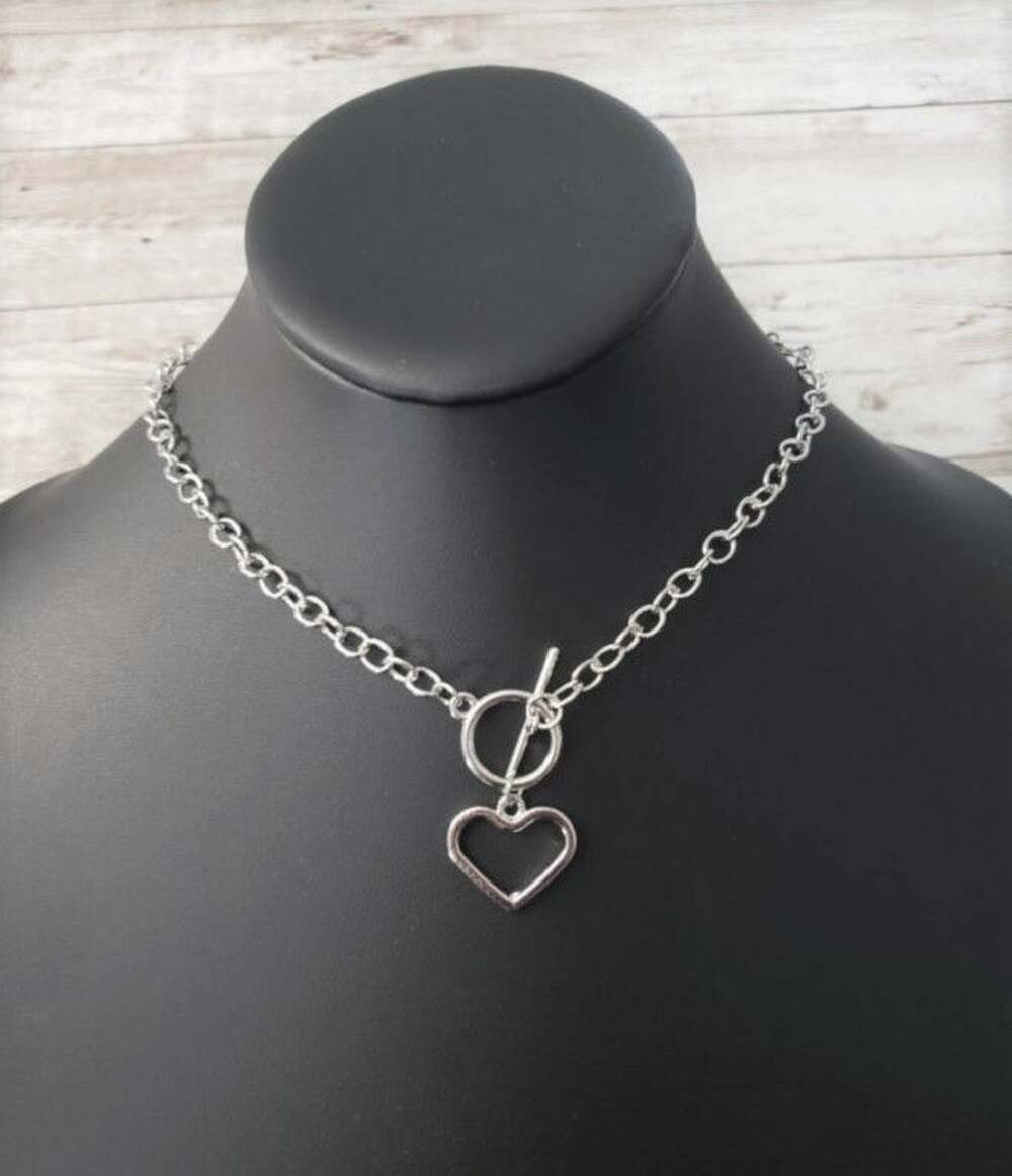 Silver Tone Heart Pendant with T-Bar Chain - Brand New